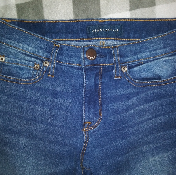 Aeropostale Size 2 Low Rise Skinny Jeans - Picture 2 of 7